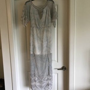 Flowy Urban Outfitters Maxi Dress 🌼